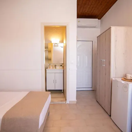 Spyros Rooms Pelekas Exterior photo